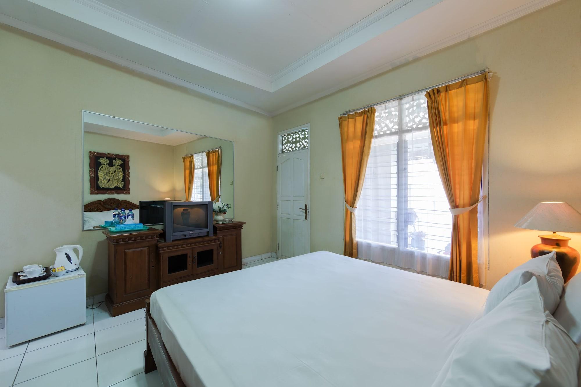 Oyo 3134 Puri Tamu Hotel Jimbaran Eksteriør billede